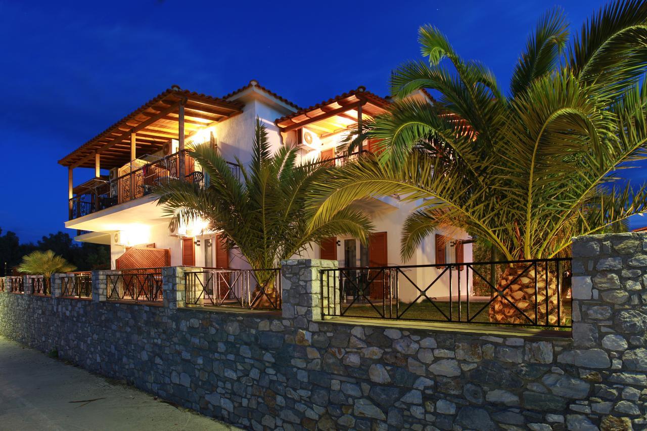 Pavlos Maria Studios Skiathos Town Bagian luar foto